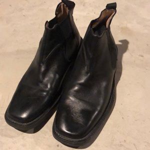 BACHRACH leather black boots.